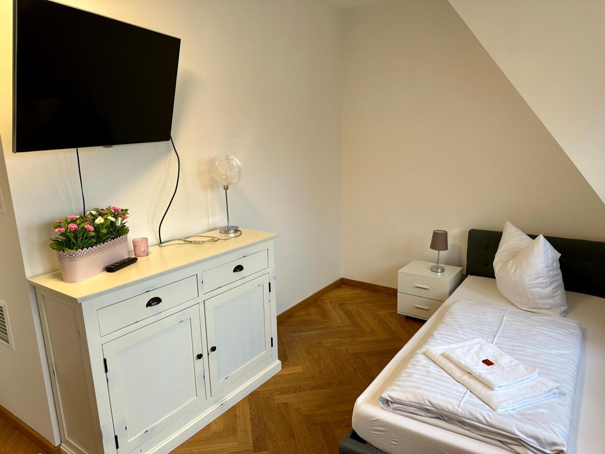 Exklusives Apartment Mit Einmaligem Blick Zur Frauenkirche - Parkplatz Kostenfrei Dresda Exterior foto